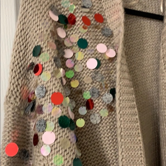 (NOT FOR SALE) Super cute sequinned knit sweater - Picture 3 of 4